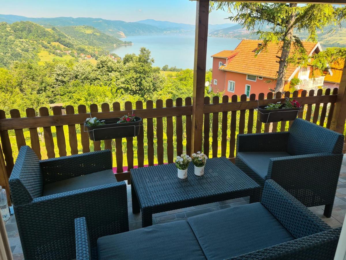 Apartmani Kuljanin Donji Milanovac Exteriér fotografie